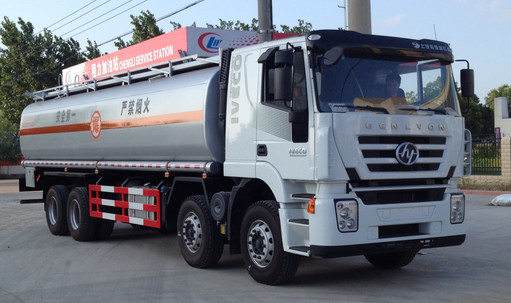 紅巖杰獅前四后八運(yùn)油車